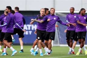 开云中国大陆官网今晨英超传出新动向，辽宁本钢调整名单，管理层表态：气氛紧张，赛季目标并未改变的简单介绍