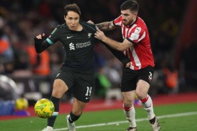 开云注册平台利物浦后卫神勇救险，助球队成功保级，解决上海全部.